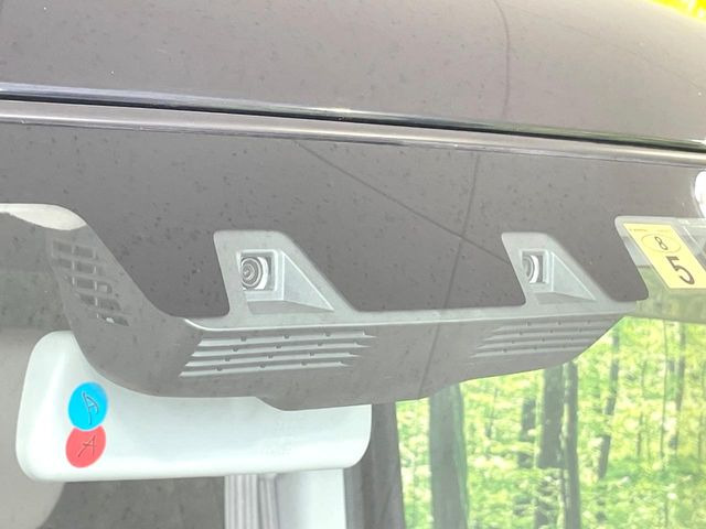 �y�C���e���W�F���g�G�}�[�W�F���V�[�u���[�L�z�t�����g�J�����őO���̎ԗ�����s�҂����m�B�Փ˂������Ȏ��͏Փ˔�Q�y���u���[�L���쓮�A�Փˉ�����T�|�[�g�B�����S�Ƀh���C�u�����y���݂��������܂��B