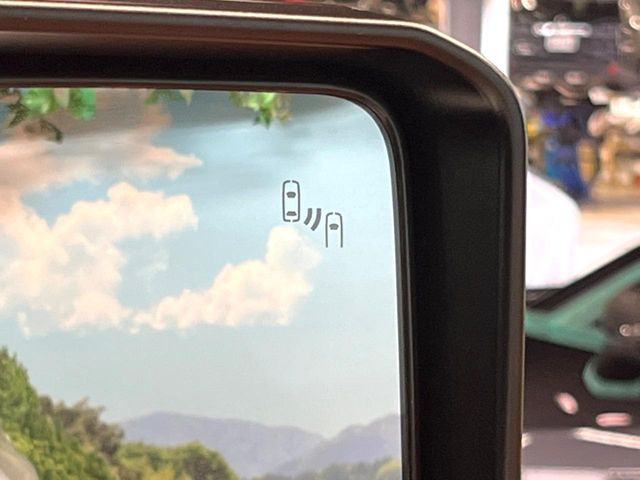 �y�u���C���h�X�|�b�g���j�^�[�z���s���A�h�A�~���[�̎��p�ɂȂ�₷���ӏ��Ɍ㑱�Ԃ��ڋ߂���ƃT�C�h�~���[�̃����Y�Ɍx����\��!�h���C�o�[�ɒ��ӊ��N�����Ă���܂��B