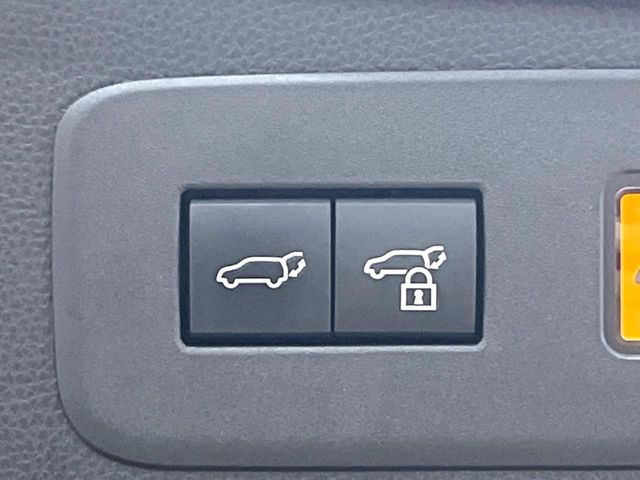 �y�p���[�o�b�N�h�A�z�X�}�[�g�L�[��^�]�Ȃ̃{�^�������������Ń��A�Q�[�g�������ŊJ���܂�!�ו��������Ă��鎞��A�����ʒu�ɂ���o�b�N�h�A��߂�ۂɕ֗��ȋ@�\�ł���