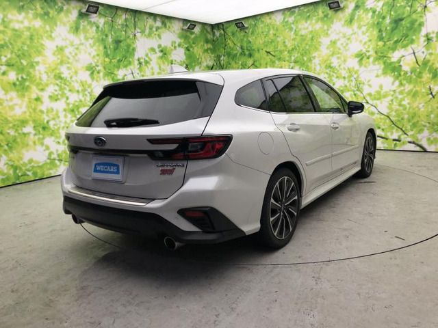 レヴォーグ1.8 STI スポーツ EX 4WD