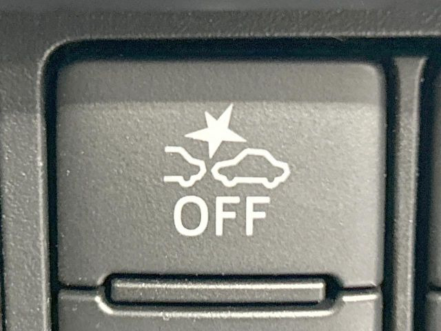 �y�g���^�Z�[�t�e�B�Z���X�z���s���ɑO���̎ԗ�����F�����A�Փ˂������Ȏ��͌x��ƃu���[�L�ŏՓˉ���Ɣ�Q�y�����A�V�X�g�B�����S�Ƀh���C�u�����y���݂��������܂��B