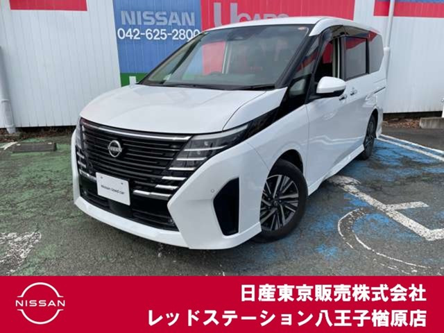 セレナ1.4 e-POWER ハイウェイスターV