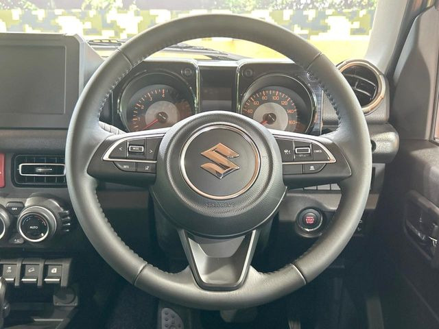 �y�����v�����X�e�A�����O�z�㎿�Ȋv���g�p���邱�ƂŁA��ɂ����������݂ƂĂ��^�]���₷���n���h���ł���