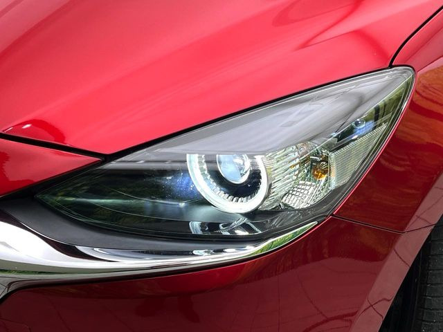 �yLED�w�b�h���C�g�z���V����ԑ��s�����ǍD�Ȏ��E���m�ۂ����S���ĉ^�]�ł��鍂�P�xLED�w�b�h���C�g�𑕔�!�_�����x�������A����d�͂��}�����Ă��܂��B