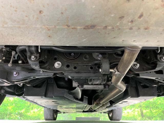 下回りがきれいなうちに、防錆加工の施工がオススメ。降雪地域はもちろん、沿岸部にお住いの方や、趣味でマリン・ウィンタースポーツをされる方にご好評いただいております。