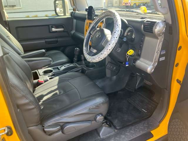 �C�ɂȂ邨�Ԃ�����܂�����E�̓d�b�ԍ����璼�ڂ��X�ɂ��₢���킹���������B�x�����@����ԗ����A��Ԃ܂łȂ�ł������������Ē����܂��B�X�^�b�t�ꓯ���A�����҂����Ă���܂��B