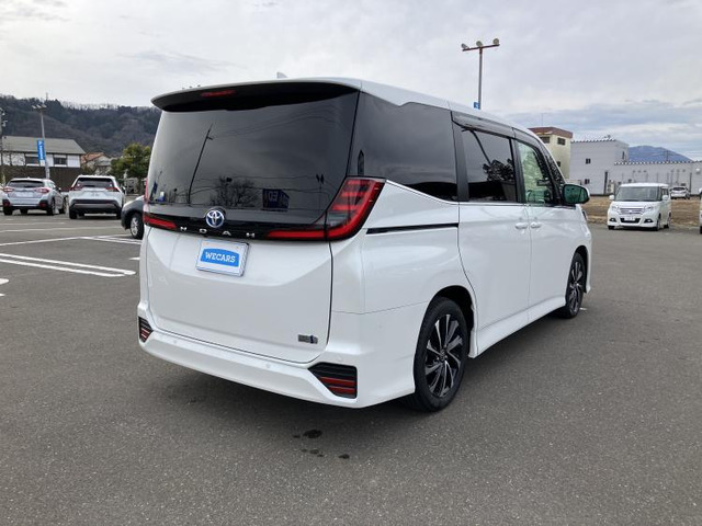 ノア1.8 ハイブリッド S-Z