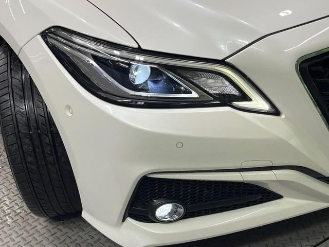 �yLED�w�b�h���C�g�z���V����ԑ��s�����ǍD�Ȏ��E���m�ۂ����S���ĉ^�]�ł��鍂�P�xLED�w�b�h���C�g�𑕔�!�_�����x�������A����d�͂��}�����Ă��܂��B