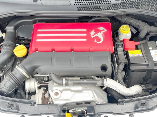 �����X�ł́A�e���[�J�[�̐�p�f�f�e�X�^�[�𓱓��B���Ǝ��i�����e�N�j�J���X�^�b�t���풓���Ă���܂��̂ŁA������̍ۂɂ����S���Ă����p���������܂��B