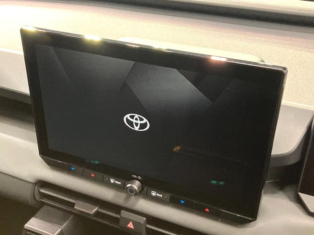 �y12.9�C���` �f�B�X�v���C�I�[�f�B�I�z���ʂ̃f�B�X�v���C��AppleCarPlay��AndroidAuto�����p�\�B�傫�ȉ�ʂŃX�}�z�i�r�A�v���������p���������܂���