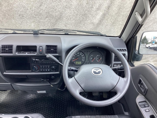 ボンゴバン1.8 DX 低床