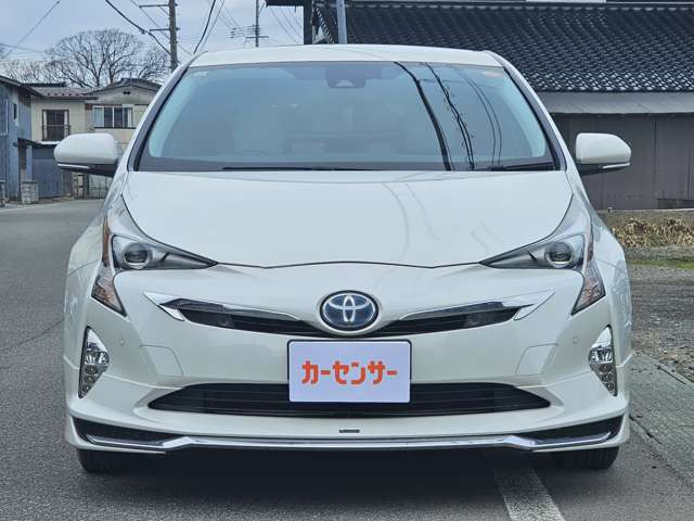 プリウス1.8 A プレミアム ツーリングセレクション E-Four 4WD