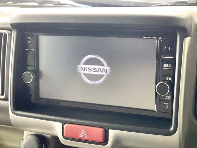 �y�����i�r�z�l�C�̏����i�r�𑕔����Ă���܂��B�i�r�̎g���₷���͂������A�I�[�f�B�I�@�\���[��!�L�����v�◷�s�͂������A�ʋ΂┃�����ȂǕ��i�̃h���C�u���y�����Ȃ�͂���