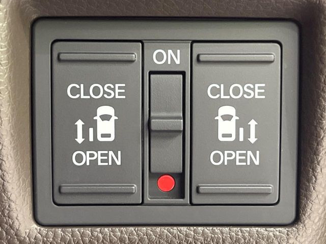 �y�����p���[�X���C�h�h�A�z�X�}�[�g�L�[��^�]�Ȃ̃X�C�b�`�Ō�ȗ����X���C�h�h�A�̊J���\���d��������͂����ăh�A���J����K�v�������A�����Ȃ��q�l�ł��ȒP�ɊJ���߂ł����K�ł���