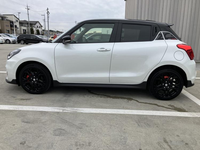 スイフト1.4 スポーツ ZC33S ファイナル エディション