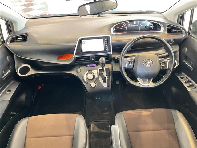 シエンタ1.5 G クエロ