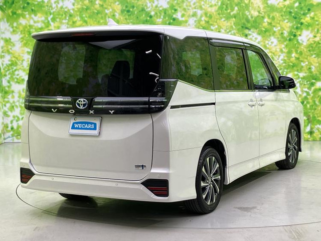 ヴォクシー1.8 ハイブリッド S-Z