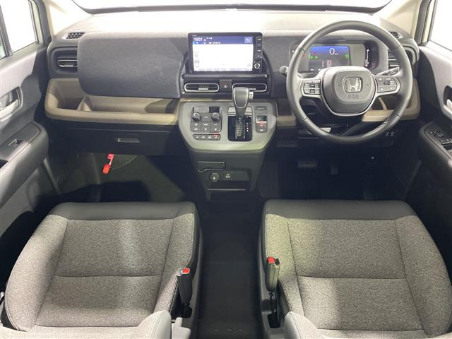 フリード1.5 e:HEV エアー EX