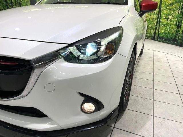 �yLED�w�b�h���C�g�z���V����ԑ��s�����ǍD�Ȏ��E���m�ۂ����S���ĉ^�]�ł��鍂�P�xLED�w�b�h���C�g�𑕔�!�_�����x�������A����d�͂��}�����Ă��܂��B