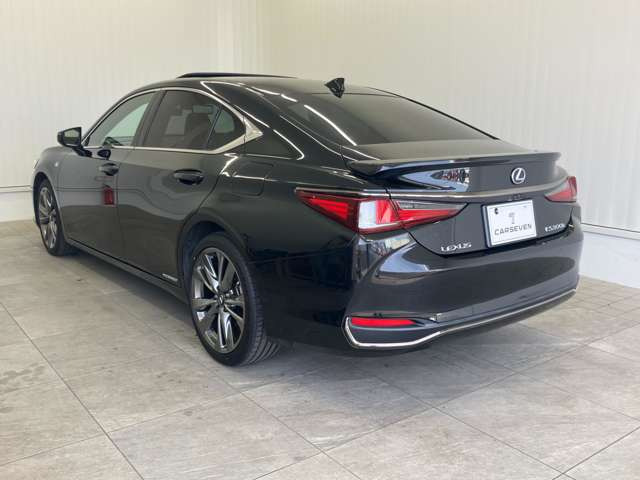 ES300h Fスポーツ