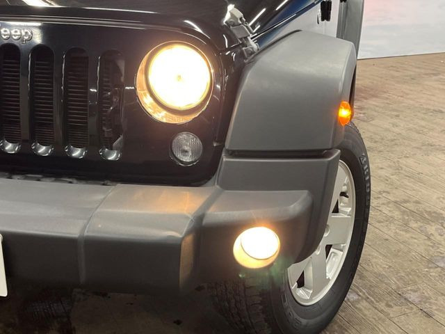 ���w�b�h���C�g:�w�b�h���C�g�͉��΂݂����Ȃ��A�Y��ȏ�Ԃ�ۂ��Ă���܂��B���΂ݖh�~�̃����Y�R�[�e�B���O�̎{�H���\�ł������܂��B