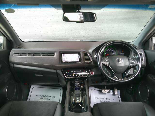 ヴェゼル1.5 ハイブリッド RS ホンダセンシング