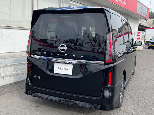 セレナ2.0 ハイウェイスターV