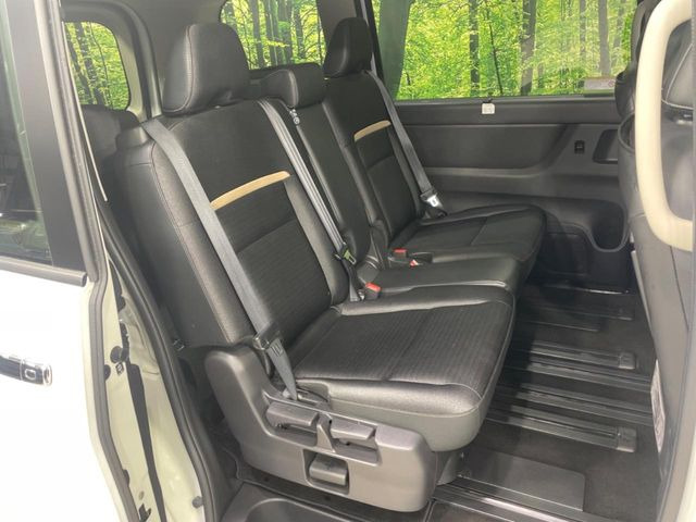 ���ڒ����̓E�H�[�N�X���[�ƂȂ��Ă���܂��B���ڂƎO��ڂ̈ړ�����~�肪�Ƃ��Ă��y�ɂȂ�̂ŁA���~��̍ۂ��X�g���X�������邱�Ƃ͂���܂����