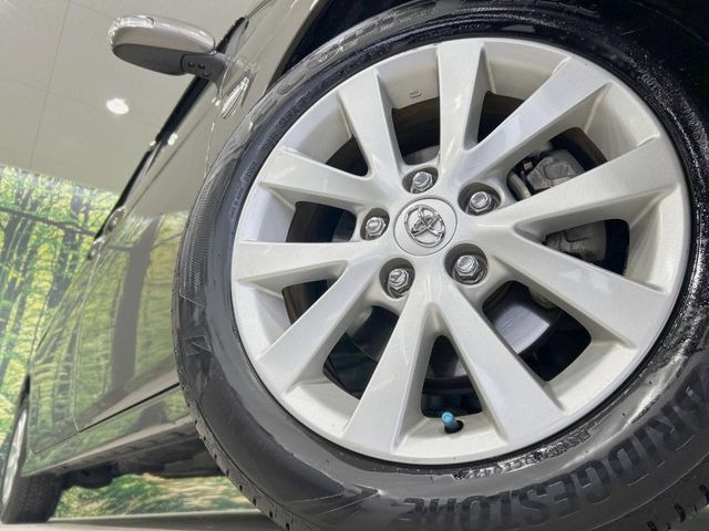 �y����16�C���`�A���~�z�C�[���z�O�ςɃ}�b�`���������A���~�z�C�[���𑕒����Ă���܂��B�e��ЊO�A���~�z�C�[����A�X�^�b�h���X�^�C�����戵�����Ă���܂��B���񂲑��k����������