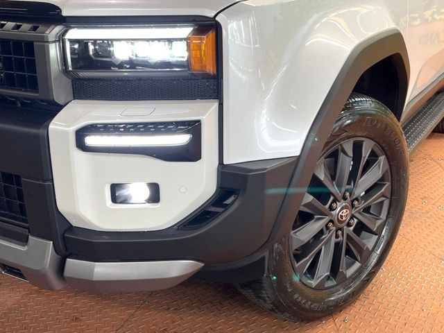 �yLED�w�b�h���C�g�z���V����ԑ��s�����ǍD�Ȏ��E���m�ۂ����S���ĉ^�]�ł��鍂�P�xLED�w�b�h���C�g�𑕔�!�_�����x�������A����d�͂��}�����Ă��܂��B