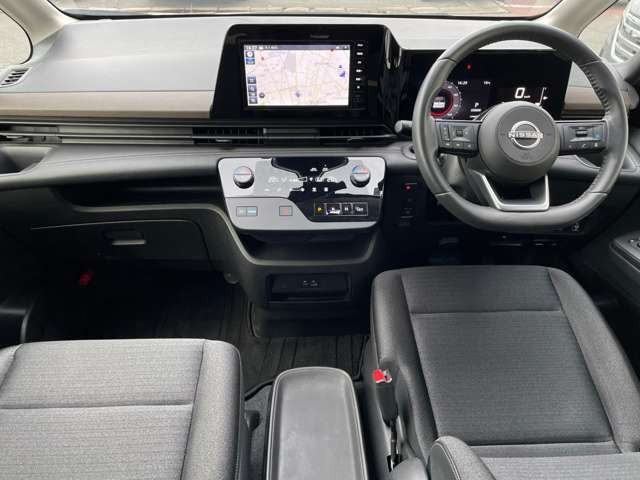 セレナ1.4 e-POWER ハイウェイスターV