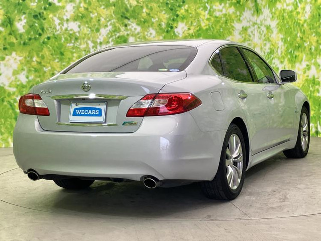 フーガハイブリッド