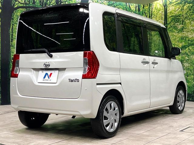 ☆全国のネクステージからお取り寄せが可能※!遠方の店舗に展示してあるクルマが気になる場合も、最寄りの店舗でご覧いただくことが可能です!是非私たちに要望をお聞かせください!※別途費用