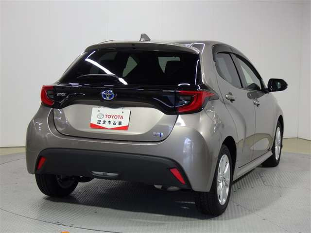 ヤリス1.5 ハイブリッド G