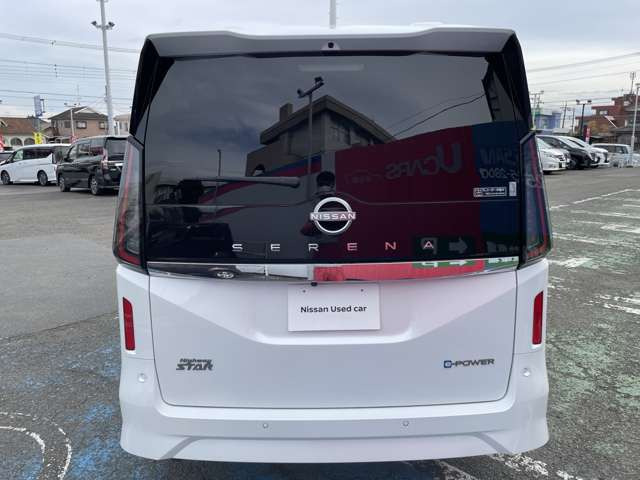 セレナ1.4 e-POWER ハイウェイスターV