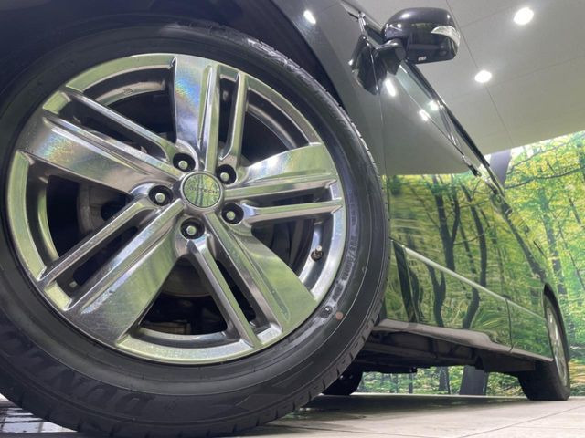 �y18�C���`�A���~�z�C�[���z�O�ςɃ}�b�`�����A���~�z�C�[���𑕒����Ă���܂��B�e��A���~�z�C�[����A�X�^�b�h���X�^�C�����戵�����Ă���܂��B���񂲑��k����������