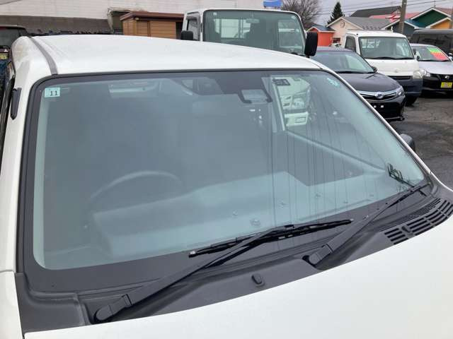 �o���g���J�[�Y���˓X�ł́A�S���ɒ��ÎԂ�̔����A�����̂��q�l�ɍD�]���������Ă���܂���