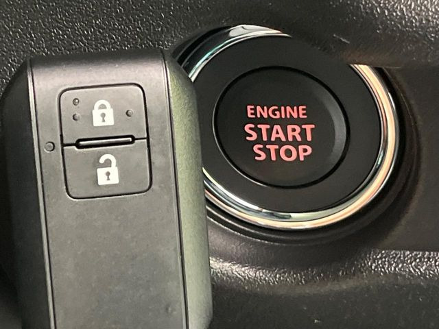 �y�L�[���X�X�^�[�g�V�X�e���z�J�o����|�P�b�g�ɓ��ꂽ�܂܂ł��h�A�̎{���E�������\�ȃX�}�[�g�L�[�𑕔��B�G���W���̃I���E�I�t�����J�M�����o���K�v����������Ƃ��Ă��֗��ł���