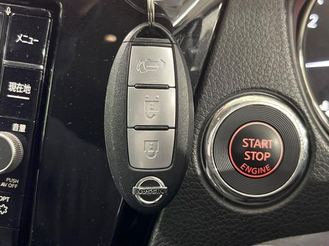 �y�C���e���W�F���g�L�[�z�J�o����|�P�b�g�ɓ��ꂽ�܂܂ł��h�A�̎{���E�������\�ȃX�}�[�g�L�[�𑕔��B�G���W���̃I���E�I�t�����J�M�����o���K�v����������Ƃ��Ă��֗��ł���