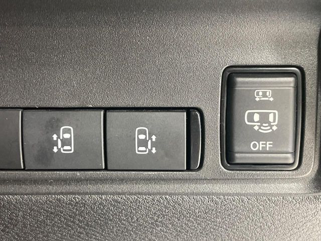 �y�����p���[�X���C�h�h�A�z�X�}�[�g�L�[��^�]�Ȃ̃X�C�b�`�Ō�ȗ����X���C�h�h�A�̊J���\���d��������͂����ăh�A���J����K�v�������A�����Ȃ��q�l�ł��ȒP�ɊJ���߂ł����K�ł���