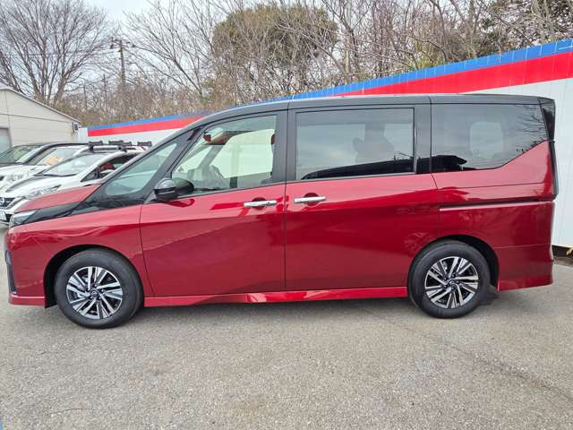 セレナ1.4 e-POWER ハイウェイスターV