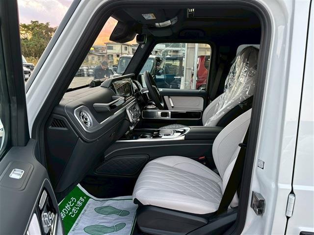 GクラスG450d AMGラインパッケージ (ISG) 4WD