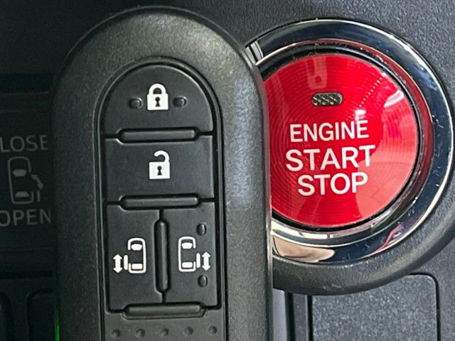 �y�X�}�[�g�L�[�z�J�o����|�P�b�g�ɓ��ꂽ�܂܂ł��h�A�̎{���E�������\�ȃX�}�[�g�L�[�𑕔��B�G���W���̃I���E�I�t�����J�M�����o���K�v����������Ƃ��Ă��֗��ł���