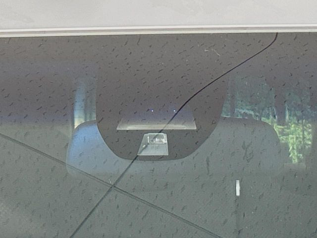 �y�V�e�B�u���[�L�A�N�e�B�u�V�X�e���z�ᑬ���s���ɑO���̎ԗ�����F�����A�Փ˂������Ȏ��͌x��ƃu���[�L�ŏՓˉ���Ɣ�Q�y�����A�V�X�g�B�����S�Ƀh���C�u�����y���݂��������܂��B