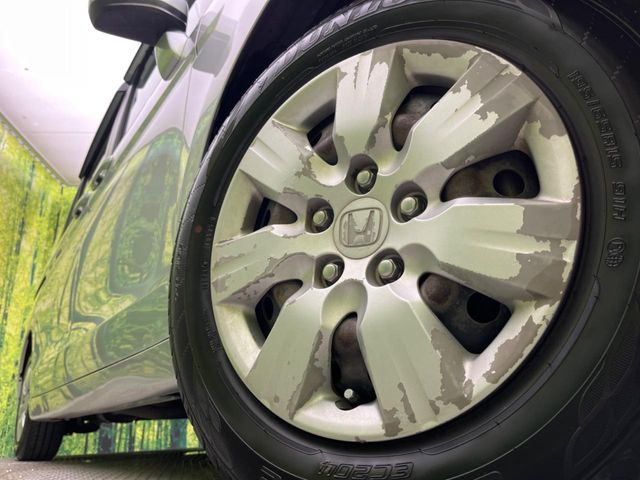 �y����15�C���`�A���~�z�C�[���z�O�ςɃ}�b�`���������A���~�z�C�[���𑕒����Ă���܂��B�e��ЊO�A���~�z�C�[����A�X�^�b�h���X�^�C�����戵�����Ă���܂��B���񂲑��k����������