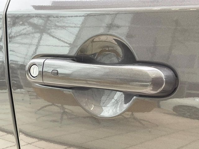 ���X�}�[�g�G���g���[:���������Ă��邾���ŁA�h�A���b�N�����E�{������G���W���X�^�[�g�܂ő���ł���֗��ȋ@�\�ł�!