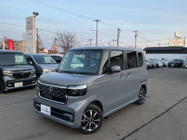 N-BOXカスタムコーディネートスタイル モノトーン 4WD