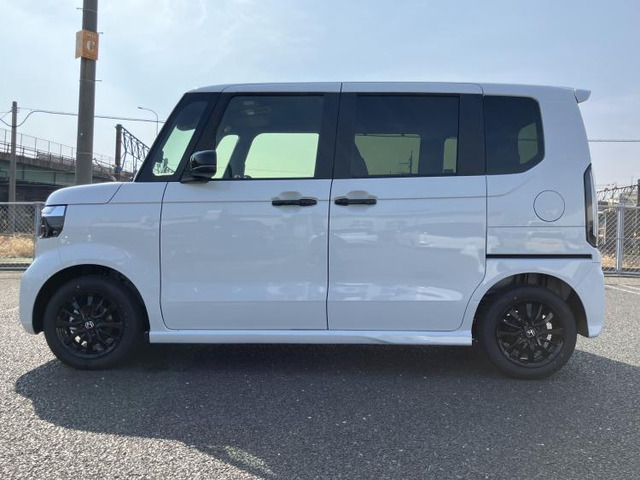 N-BOXカスタムブラック スタイル