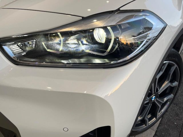 ��LED�w�b�h���C�g:��ԑ��s�����ǍD�Ȏ��E���m�ۂ����S���ĉ^�]�ł��鍂�P�xLED�w�b�h���C�g�𑕔�!�_�����x�������A����d�͂��}�����Ă��܂��B