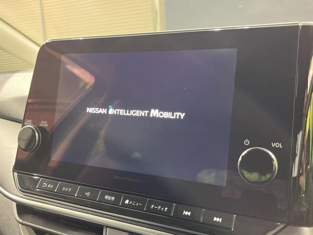 �y����9�^�i�r�z�l�C�̏����i�r�𑕔��B�I�[�f�B�I�@�\���[�����Ă���ABluetooth�ڑ�����΂������̃X�}�z��MP3�v���C���[�̉��y���Đ��\!�����̉^�]������Ɋy�����Ȃ�܂�!!